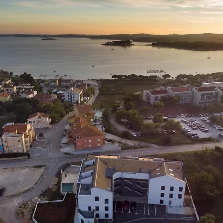 Appartamento Penthouse By The Sea 18 *