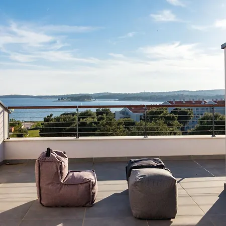 Appartamento Penthouse By The Sea 18