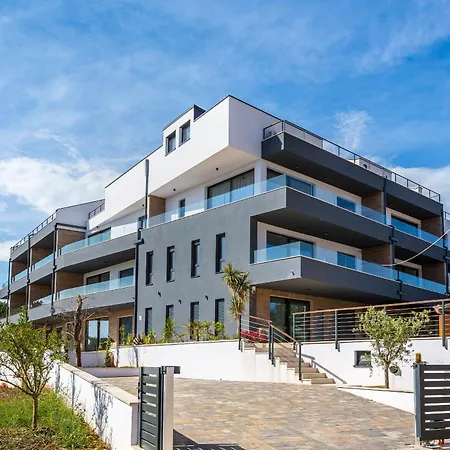 Penthouse By The Sea 18 메덜린