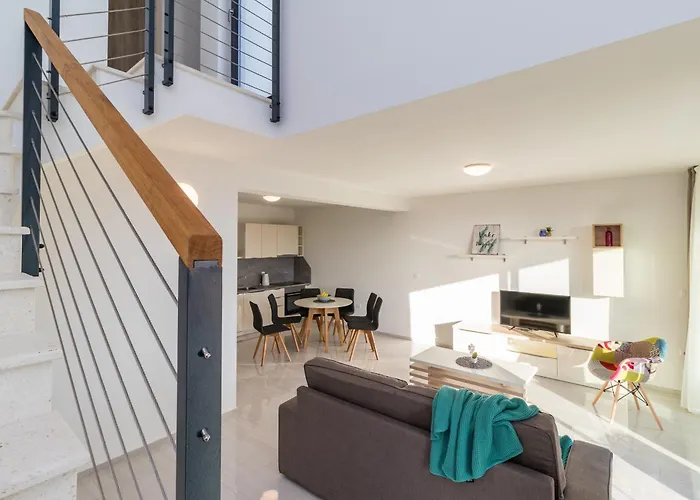 Penthouse By The Sea 18 아파트 메덜린