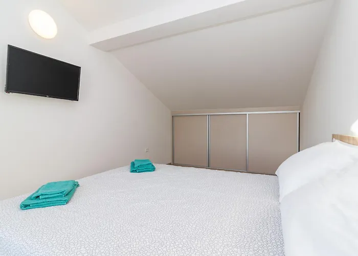 Penthouse By The Sea 18 아파트 *